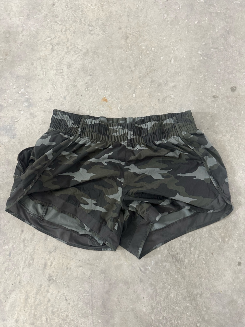 Athleta Women’s Camo Performance Shorts - Black & Green